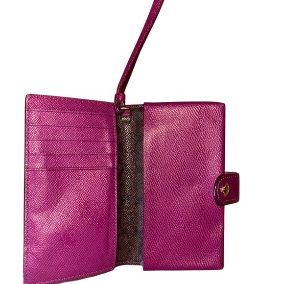 Coach Women's Medium Zip Wallet Dark Magenta Leather - Picture 1 of 6